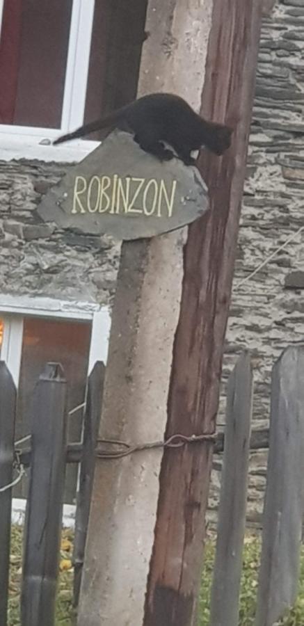 Guesthouse Robinzon Lalkhori Ngoại thất bức ảnh